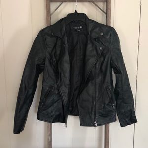 F21 BLACK LEATHER JACKET SIZE S